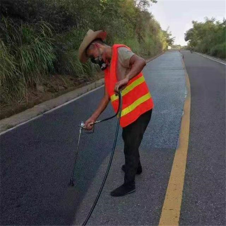 萍乡 彩色防滑路面的底涂是保障路面附着力